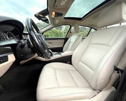 Серый БМВ 5 Серия, объемом двигателя 3 л и пробегом 76 тыс. км за 13000 $, фото 10 на Automoto.ua