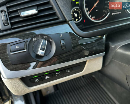 Серый БМВ 5 Серия, объемом двигателя 3 л и пробегом 65 тыс. км за 25500 $, фото 24 на Automoto.ua