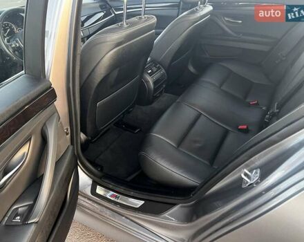 БМВ 5 Серия 2016 в Киеве на Automoto.ua Серый БМВ 5 Серия, объемом двигателя 2.98 л и пробегом 106 тыс. км за 20900 $, фото 18 на Automoto.ua