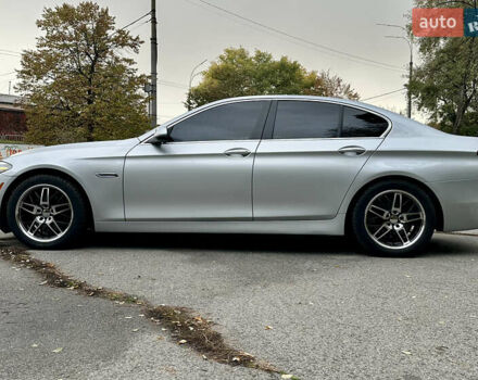 Серый БМВ 5 Серия, объемом двигателя 3 л и пробегом 185 тыс. км за 15000 $, фото 7 на Automoto.ua