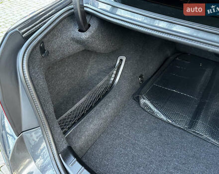 Серый БМВ 5 Серия, объемом двигателя 3 л и пробегом 65 тыс. км за 25500 $, фото 65 на Automoto.ua