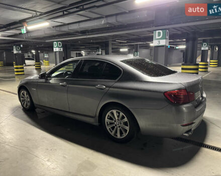 БМВ 5 Серия 2016 в Киеве на Automoto.ua Серый БМВ 5 Серия, объемом двигателя 2 л и пробегом 209 тыс. км за 16500 $, фото 9 на Automoto.ua