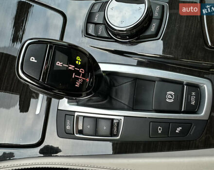 Серый БМВ 5 Серия, объемом двигателя 3 л и пробегом 65 тыс. км за 25500 $, фото 43 на Automoto.ua