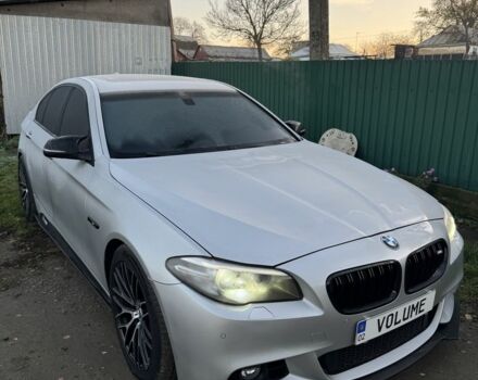 Серый БМВ 5 Серия, объемом двигателя 3 л и пробегом 129 тыс. км за 20500 $, фото 5 на Automoto.ua