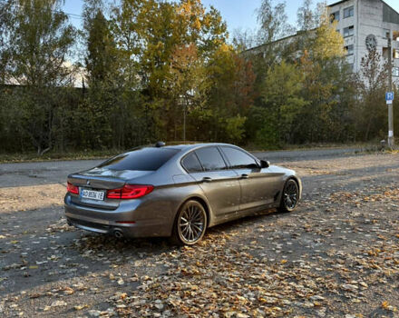Серый БМВ 5 Серия, объемом двигателя 2 л и пробегом 298 тыс. км за 27000 $, фото 11 на Automoto.ua