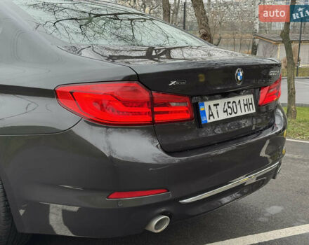 Серый БМВ 5 Серия, объемом двигателя 2 л и пробегом 248 тыс. км за 28500 $, фото 7 на Automoto.ua