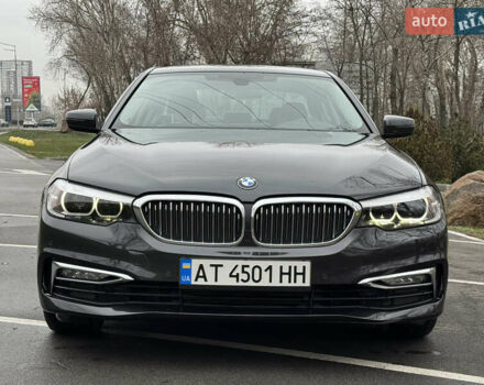Серый БМВ 5 Серия, объемом двигателя 2 л и пробегом 248 тыс. км за 28500 $, фото 1 на Automoto.ua