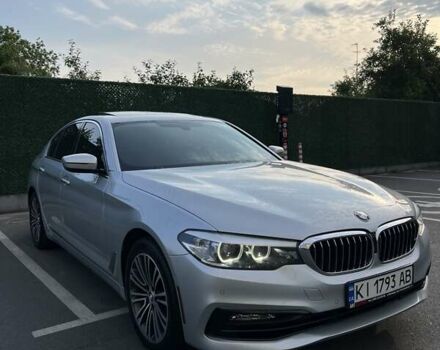 Сірий БМВ 5 Серія, об'ємом двигуна 2 л та пробігом 100 тис. км за 28500 $, фото 1 на Automoto.ua