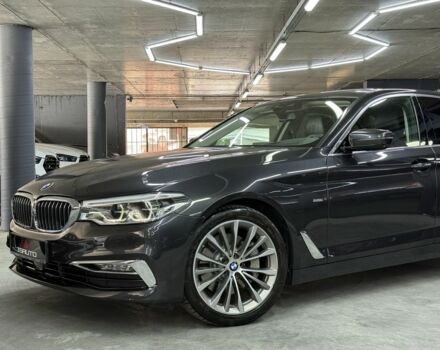 Серый БМВ 5 Серия, объемом двигателя 3 л и пробегом 164 тыс. км за 36900 $, фото 7 на Automoto.ua