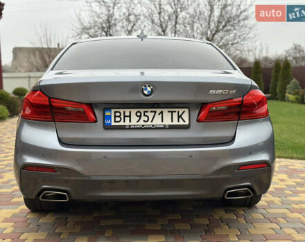 Сірий БМВ 5 Серія, об'ємом двигуна 2 л та пробігом 180 тис. км за 25999 $, фото 10 на Automoto.ua