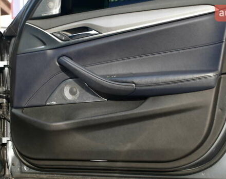 Серый БМВ 5 Серия, объемом двигателя 2 л и пробегом 181 тыс. км за 25900 $, фото 12 на Automoto.ua