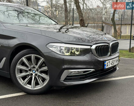 Серый БМВ 5 Серия, объемом двигателя 2 л и пробегом 248 тыс. км за 28500 $, фото 3 на Automoto.ua
