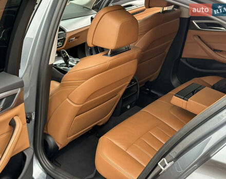 Сірий БМВ 5 Серія, об'ємом двигуна 2 л та пробігом 234 тис. км за 24999 $, фото 28 на Automoto.ua