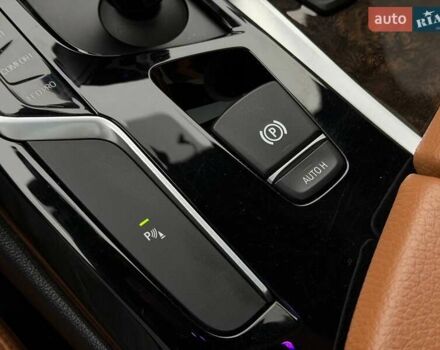 Серый БМВ 5 Серия, объемом двигателя 2 л и пробегом 127 тыс. км за 27000 $, фото 79 на Automoto.ua