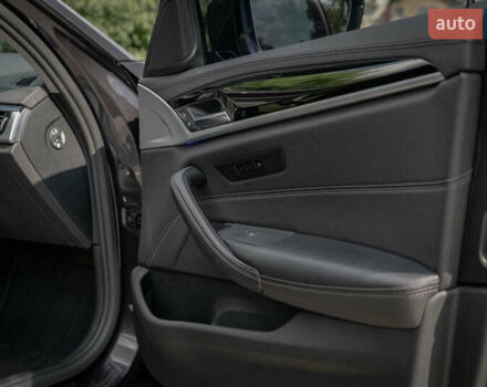 Серый БМВ 5 Серия, объемом двигателя 2 л и пробегом 93 тыс. км за 35500 $, фото 9 на Automoto.ua