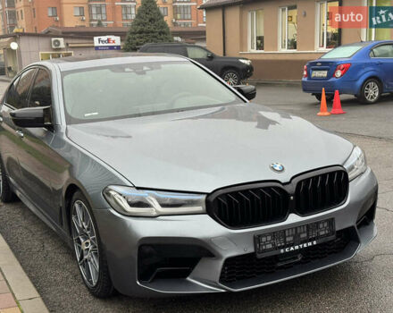 Серый БМВ 5 Серия, объемом двигателя 3 л и пробегом 120 тыс. км за 34900 $, фото 3 на Automoto.ua