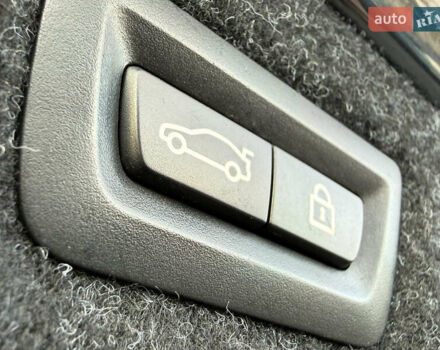 Серый БМВ 5 Серия, объемом двигателя 3 л и пробегом 254 тыс. км за 33500 $, фото 43 на Automoto.ua