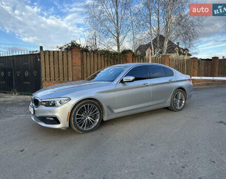 Серый БМВ 5 Серия, объемом двигателя 2 л и пробегом 124 тыс. км за 26400 $, фото 1 на Automoto.ua