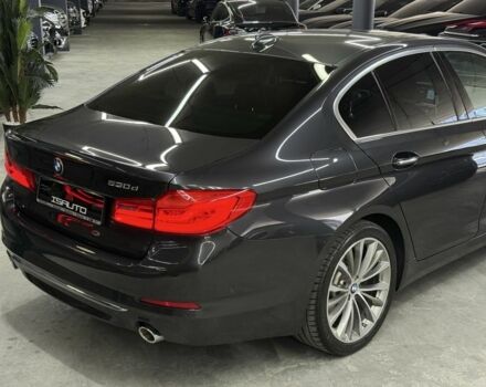 Серый БМВ 5 Серия, объемом двигателя 3 л и пробегом 164 тыс. км за 36900 $, фото 9 на Automoto.ua