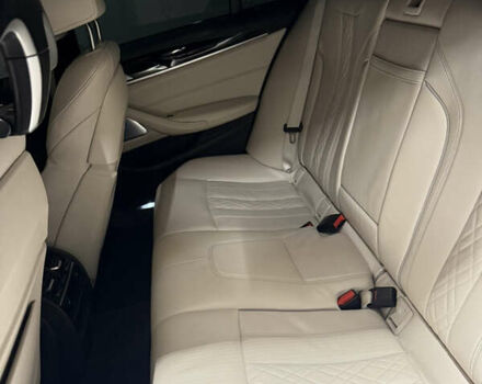 Серый БМВ 5 Серия, объемом двигателя 4.39 л и пробегом 108 тыс. км за 31000 $, фото 6 на Automoto.ua