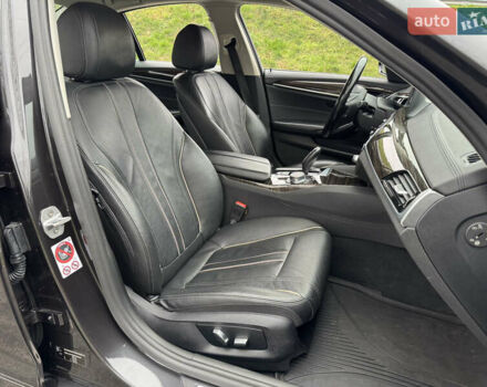 Серый БМВ 5 Серия, объемом двигателя 2 л и пробегом 248 тыс. км за 28500 $, фото 11 на Automoto.ua