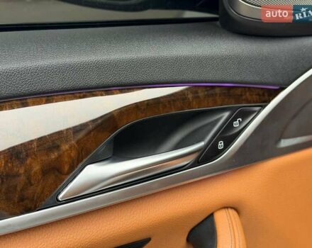 Серый БМВ 5 Серия, объемом двигателя 2 л и пробегом 127 тыс. км за 27000 $, фото 45 на Automoto.ua