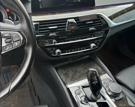 Сірий БМВ 5 Серія, об'ємом двигуна 2 л та пробігом 206 тис. км за 24000 $, фото 15 на Automoto.ua