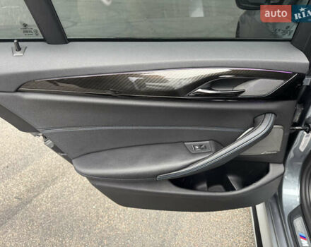 Сірий БМВ 5 Серія, об'ємом двигуна 3 л та пробігом 141 тис. км за 29999 $, фото 30 на Automoto.ua