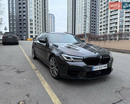 Сірий БМВ 5 Серія, об'ємом двигуна 3 л та пробігом 130 тис. км за 34999 $, фото 3 на Automoto.ua