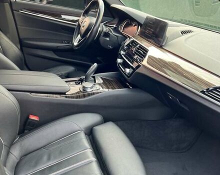 Сірий БМВ 5 Серія, об'ємом двигуна 2 л та пробігом 100 тис. км за 28500 $, фото 30 на Automoto.ua