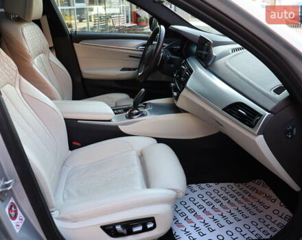 Серый БМВ 5 Серия, объемом двигателя 2.99 л и пробегом 152 тыс. км за 42900 $, фото 38 на Automoto.ua