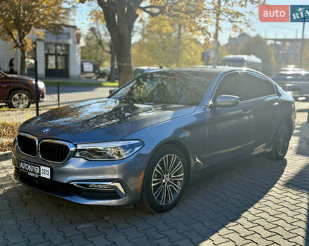Серый БМВ 5 Серия, объемом двигателя 3 л и пробегом 93 тыс. км за 33500 $, фото 2 на Automoto.ua