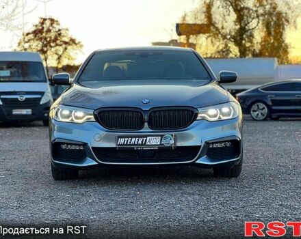 Серый БМВ 5 Серия, объемом двигателя 3 л и пробегом 195 тыс. км за 34700 $, фото 3 на Automoto.ua