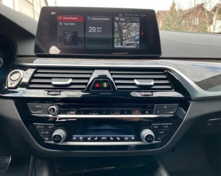 Серый БМВ 5 Серия, объемом двигателя 3 л и пробегом 190 тыс. км за 34499 $, фото 8 на Automoto.ua