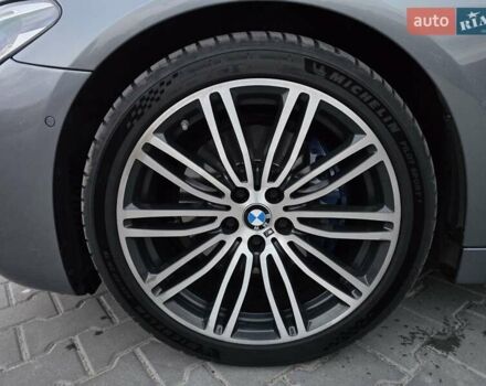 БМВ 5 Серия 2017 в Хмельницком на Automoto.ua Серый БМВ 5 Серия, объемом двигателя 2.99 л и пробегом 179 тыс. км за 38700 $, фото 3 на Automoto.ua