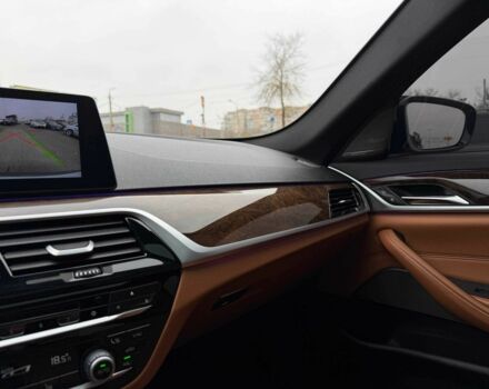 Серый БМВ 5 Серия, объемом двигателя 2 л и пробегом 127 тыс. км за 27000 $, фото 20 на Automoto.ua