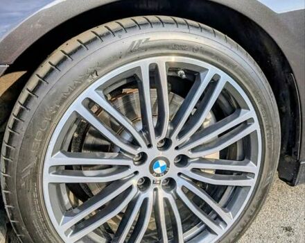 Серый БМВ 5 Серия, объемом двигателя 3 л и пробегом 139 тыс. км за 36600 $, фото 11 на Automoto.ua