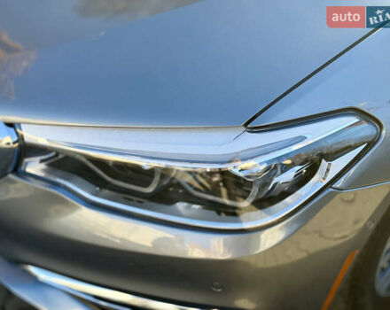 Серый БМВ 5 Серия, объемом двигателя 3 л и пробегом 93 тыс. км за 33500 $, фото 3 на Automoto.ua