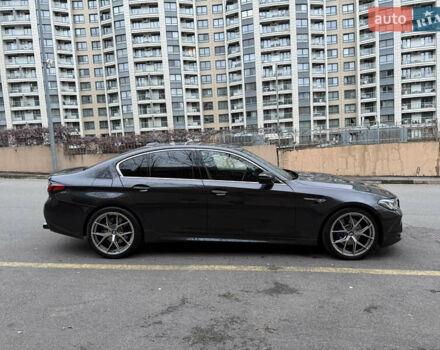 Сірий БМВ 5 Серія, об'ємом двигуна 3 л та пробігом 130 тис. км за 34999 $, фото 4 на Automoto.ua