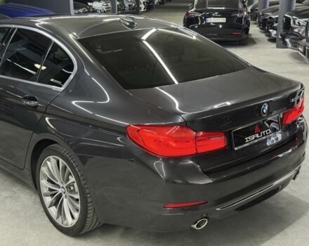 Серый БМВ 5 Серия, объемом двигателя 3 л и пробегом 164 тыс. км за 36900 $, фото 13 на Automoto.ua