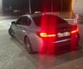 Серый БМВ 5 Серия, объемом двигателя 3 л и пробегом 170 тыс. км за 34000 $, фото 1 на Automoto.ua