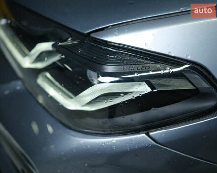 Серый БМВ 5 Серия, объемом двигателя 3 л и пробегом 150 тыс. км за 37500 $, фото 3 на Automoto.ua