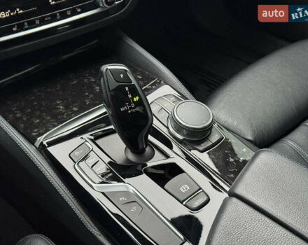 Серый БМВ 5 Серия, объемом двигателя 3 л и пробегом 120 тыс. км за 34900 $, фото 14 на Automoto.ua