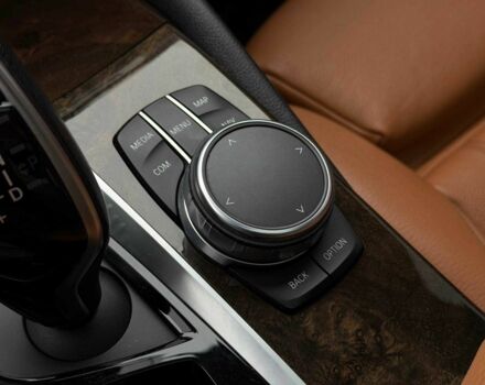 Серый БМВ 5 Серия, объемом двигателя 2 л и пробегом 127 тыс. км за 27000 $, фото 18 на Automoto.ua