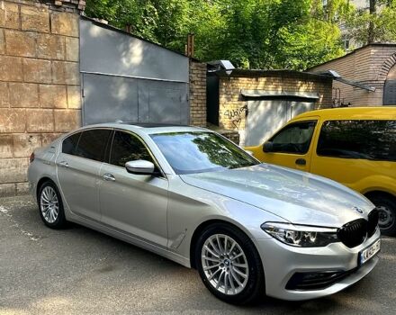 Сірий БМВ 5 Серія, об'ємом двигуна 2 л та пробігом 112 тис. км за 30000 $, фото 11 на Automoto.ua