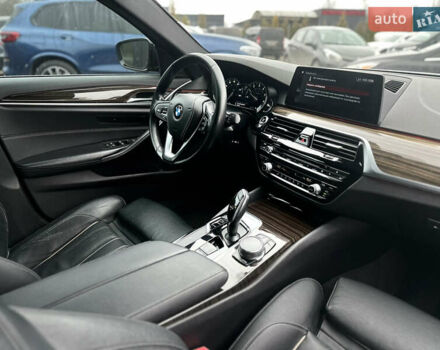 Серый БМВ 5 Серия, объемом двигателя 2 л и пробегом 160 тыс. км за 24500 $, фото 13 на Automoto.ua