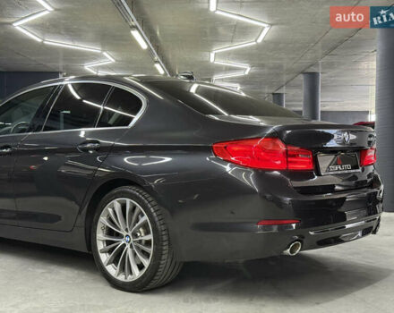 Сірий БМВ 5 Серія, об'ємом двигуна 2.99 л та пробігом 164 тис. км за 38900 $, фото 11 на Automoto.ua