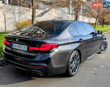 Серый БМВ 5 Серия, объемом двигателя 3 л и пробегом 139 тыс. км за 36600 $, фото 4 на Automoto.ua