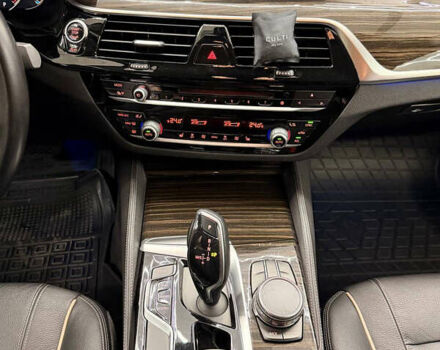 Серый БМВ 5 Серия, объемом двигателя 2 л и пробегом 131 тыс. км за 24000 $, фото 22 на Automoto.ua