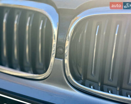 Серый БМВ 5 Серия, объемом двигателя 3 л и пробегом 93 тыс. км за 33500 $, фото 4 на Automoto.ua